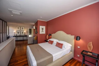 Suite avec Terrasse — The Tuscanian Hotel